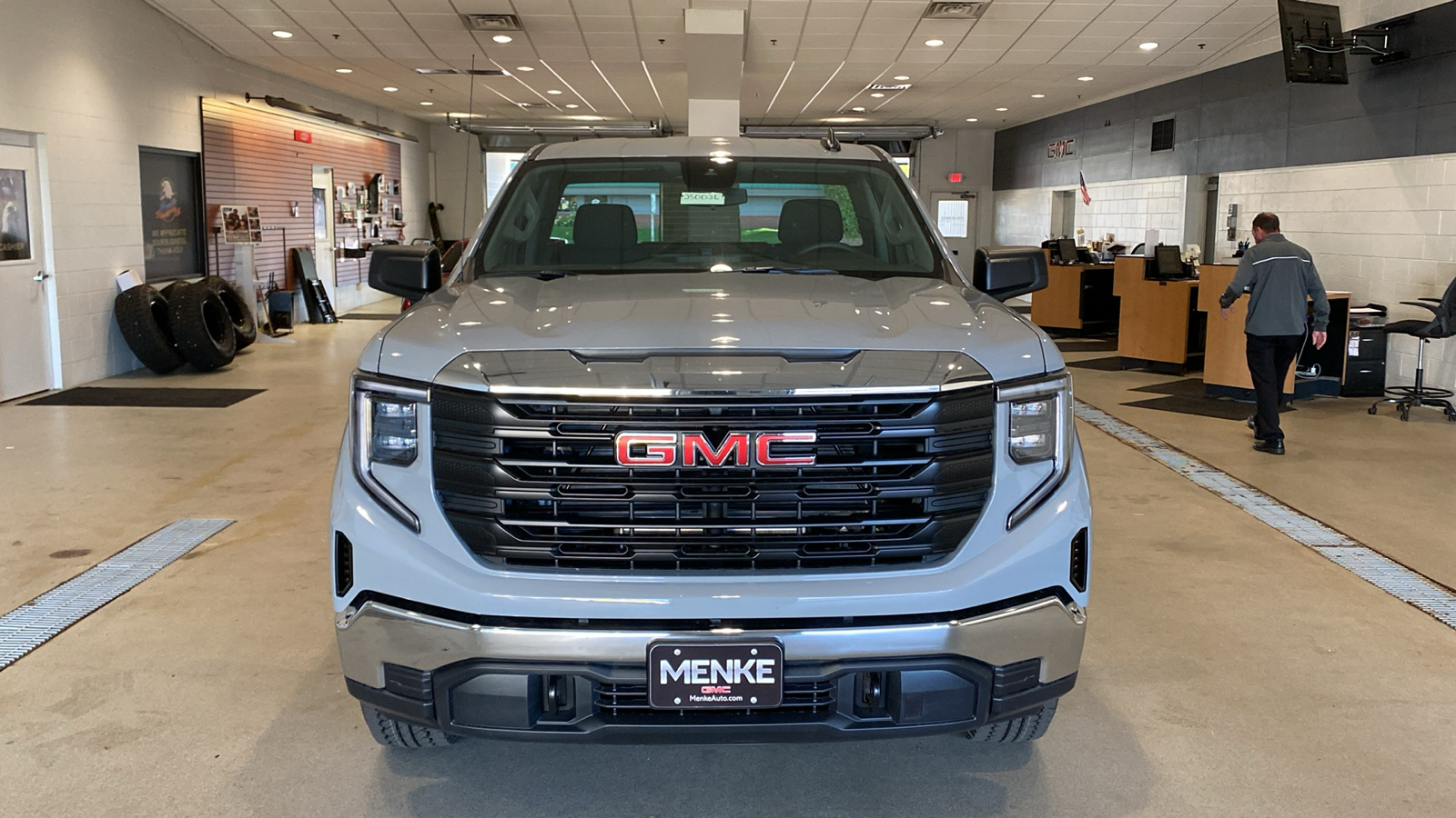 2025 GMC Sierra 1500 Pro 3