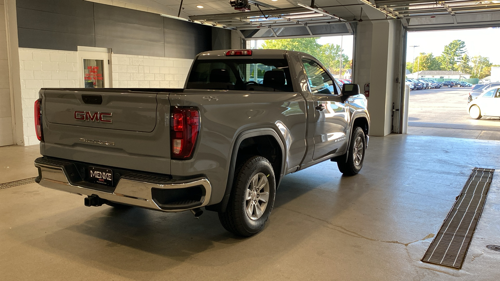 2025 GMC Sierra 1500 Pro 6