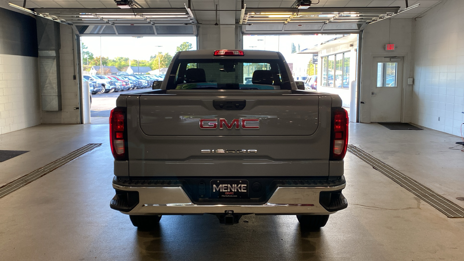 2025 GMC Sierra 1500 Pro 7