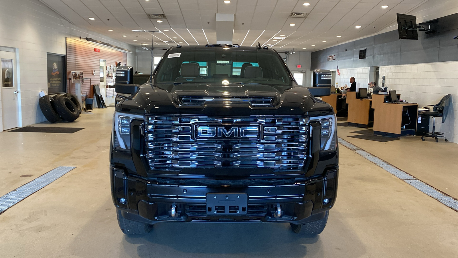 2025 GMC Sierra 3500HD Denali Ultimate 3