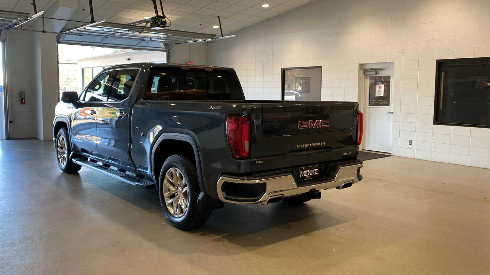 2019 GMC Sierra 1500 SLT 8