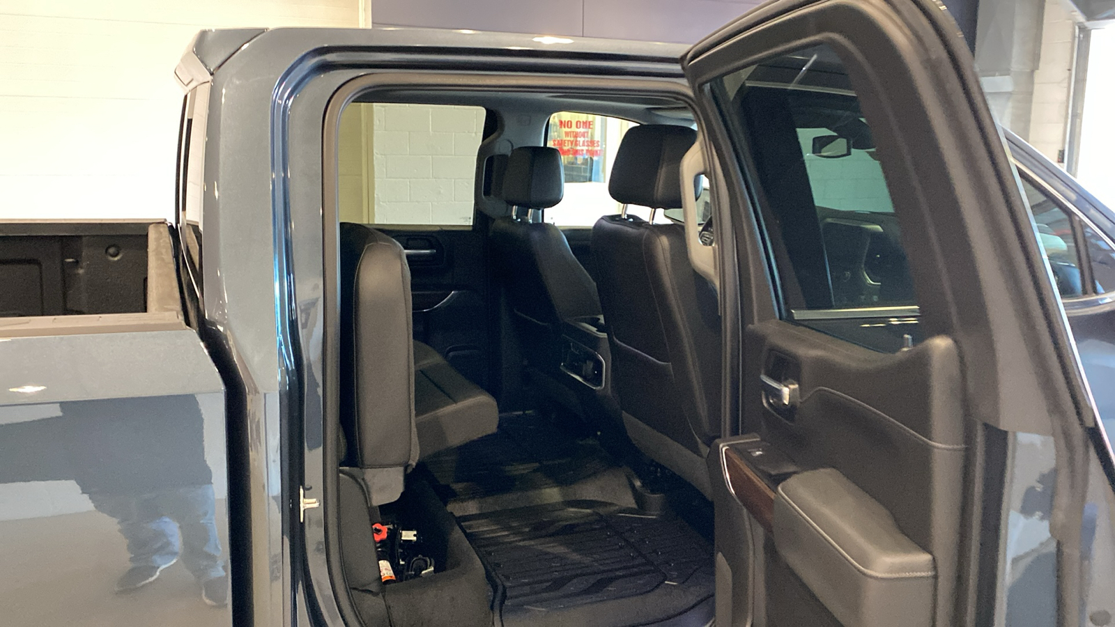 2019 GMC Sierra 1500 SLT 16