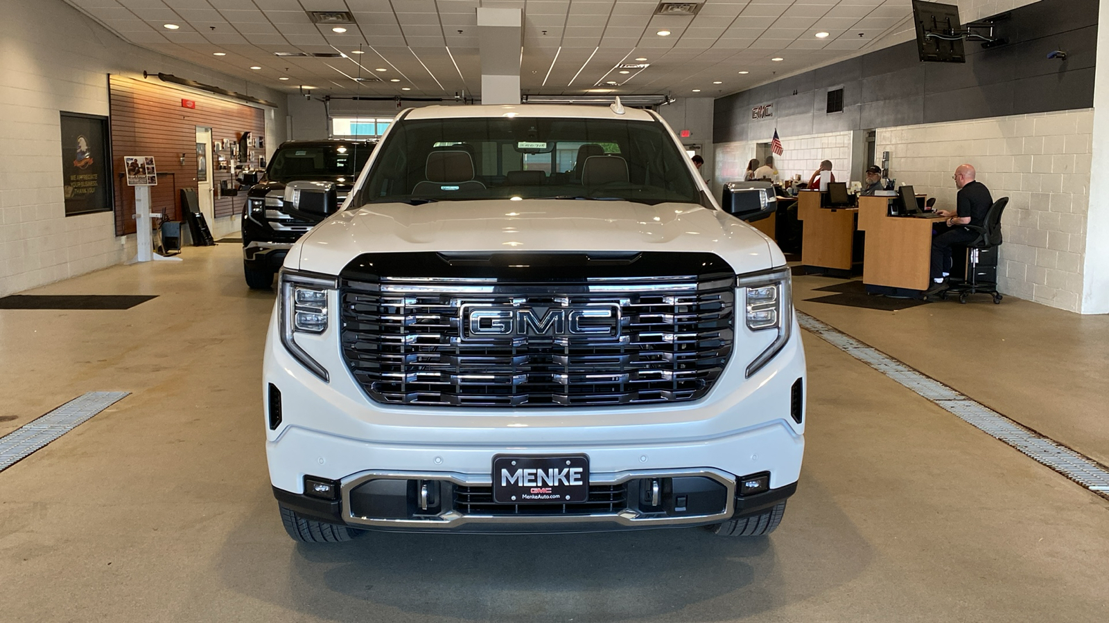 2025 GMC Sierra 1500 Denali Ultimate 3