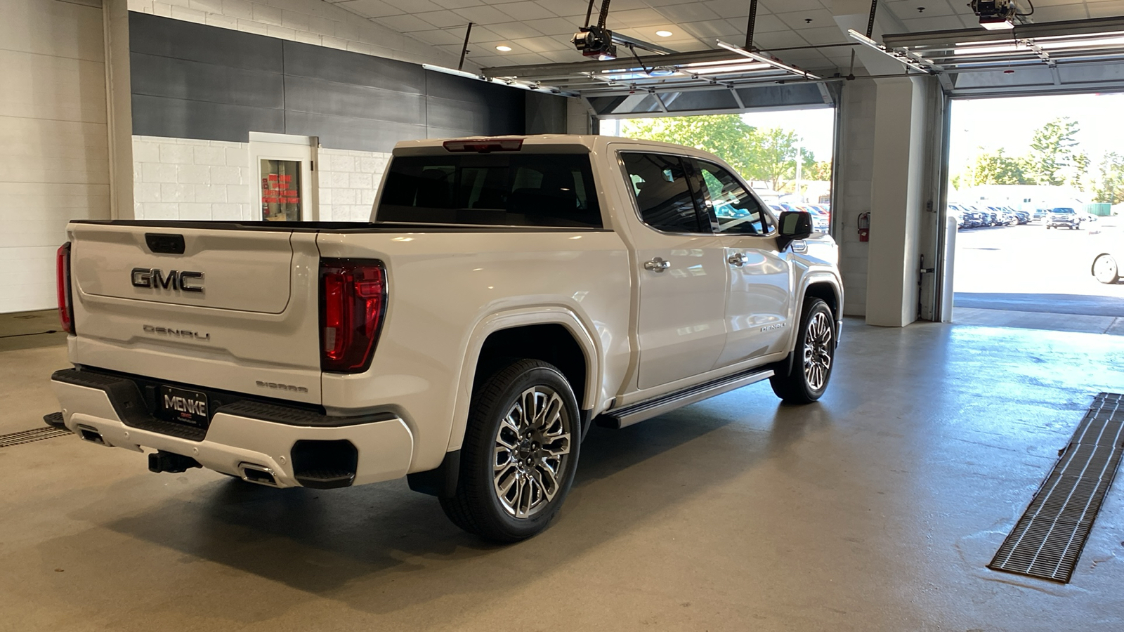 2025 GMC Sierra 1500 Denali Ultimate 6