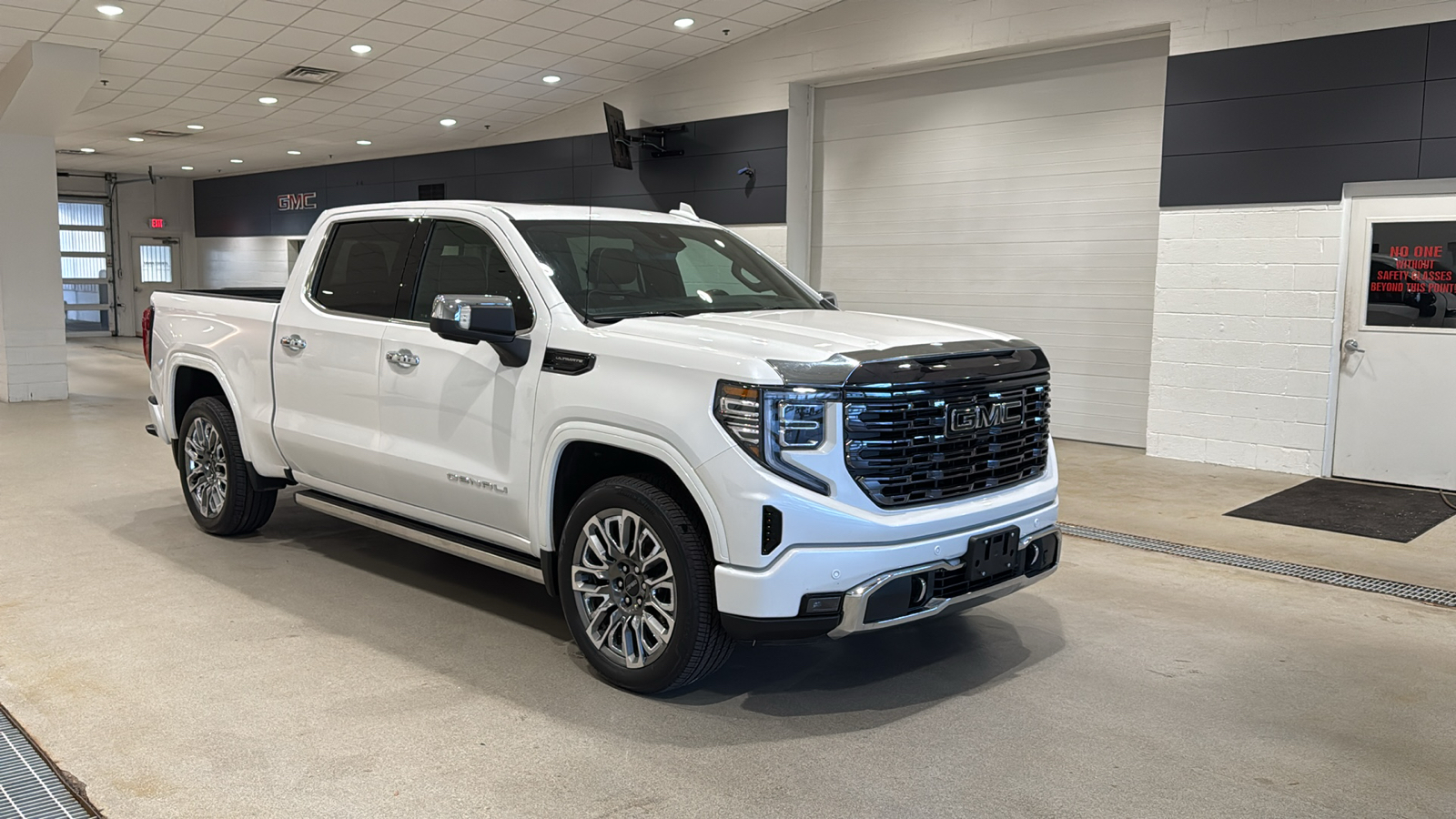 2024 GMC Sierra 1500 Denali Ultimate 4