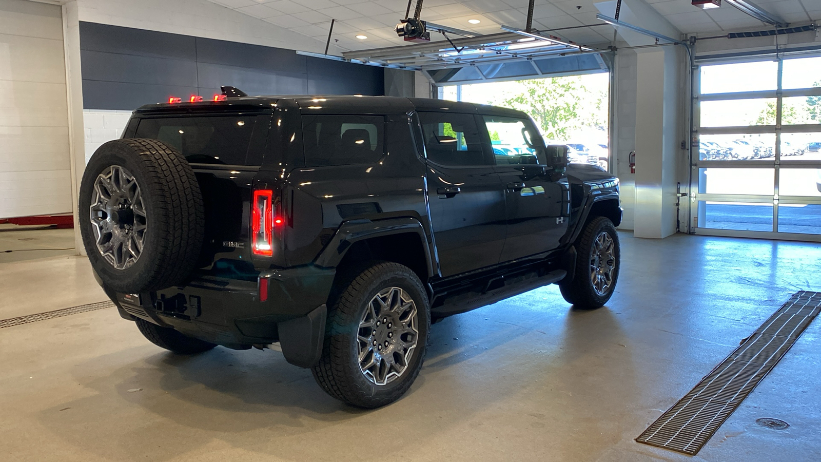 2025 GMC Hummer EV SUV 3X 6