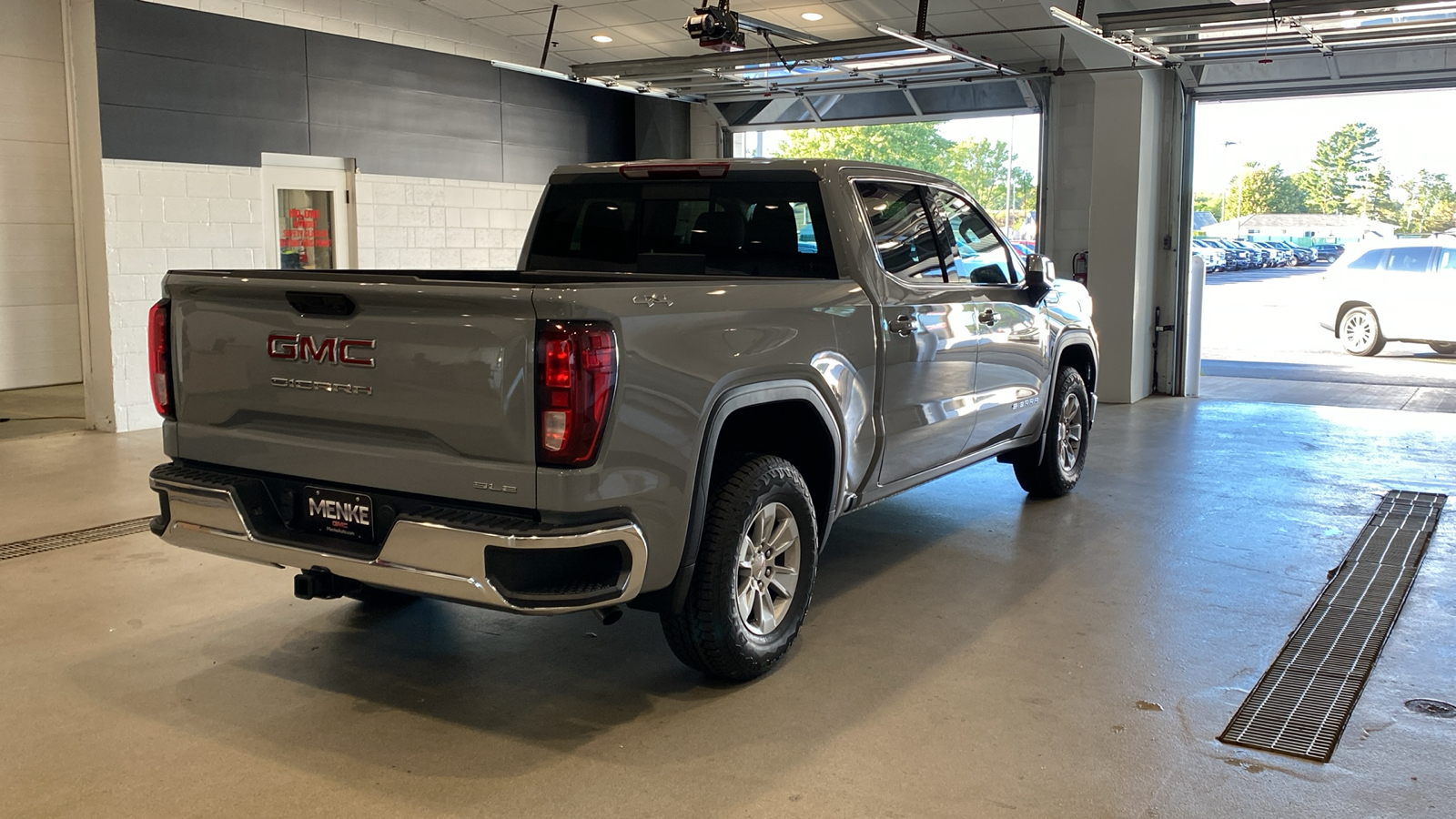 2025 GMC Sierra 1500 SLE 6