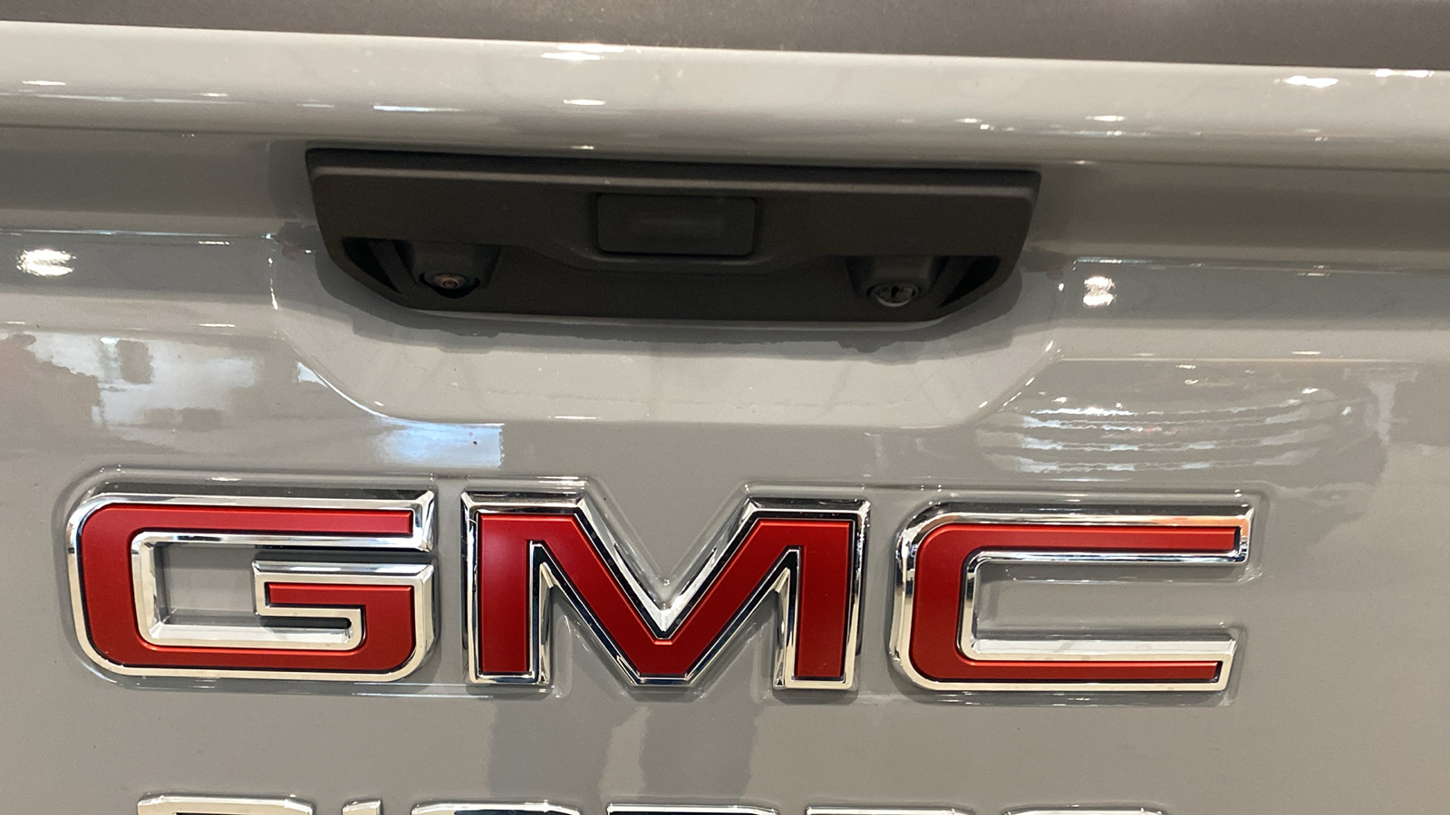 2025 GMC Sierra 1500 SLE 9