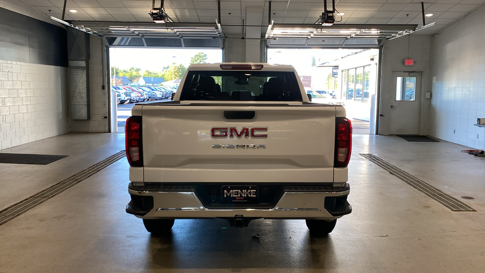 2025 GMC Sierra 1500 Pro 7