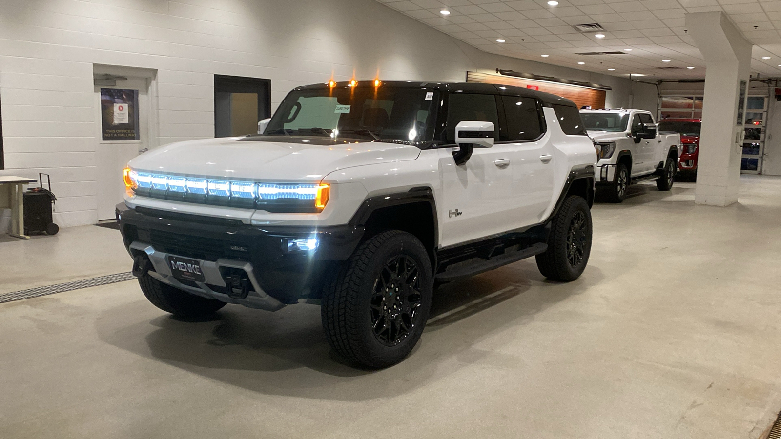 2025 GMC Hummer EV SUV 2X 2