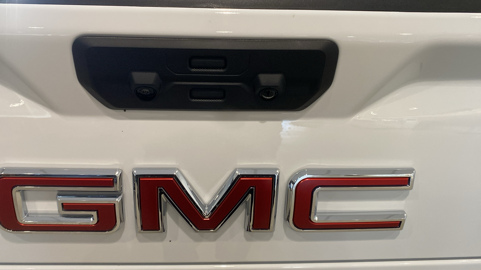 2025 GMC Sierra 1500 SLT 9