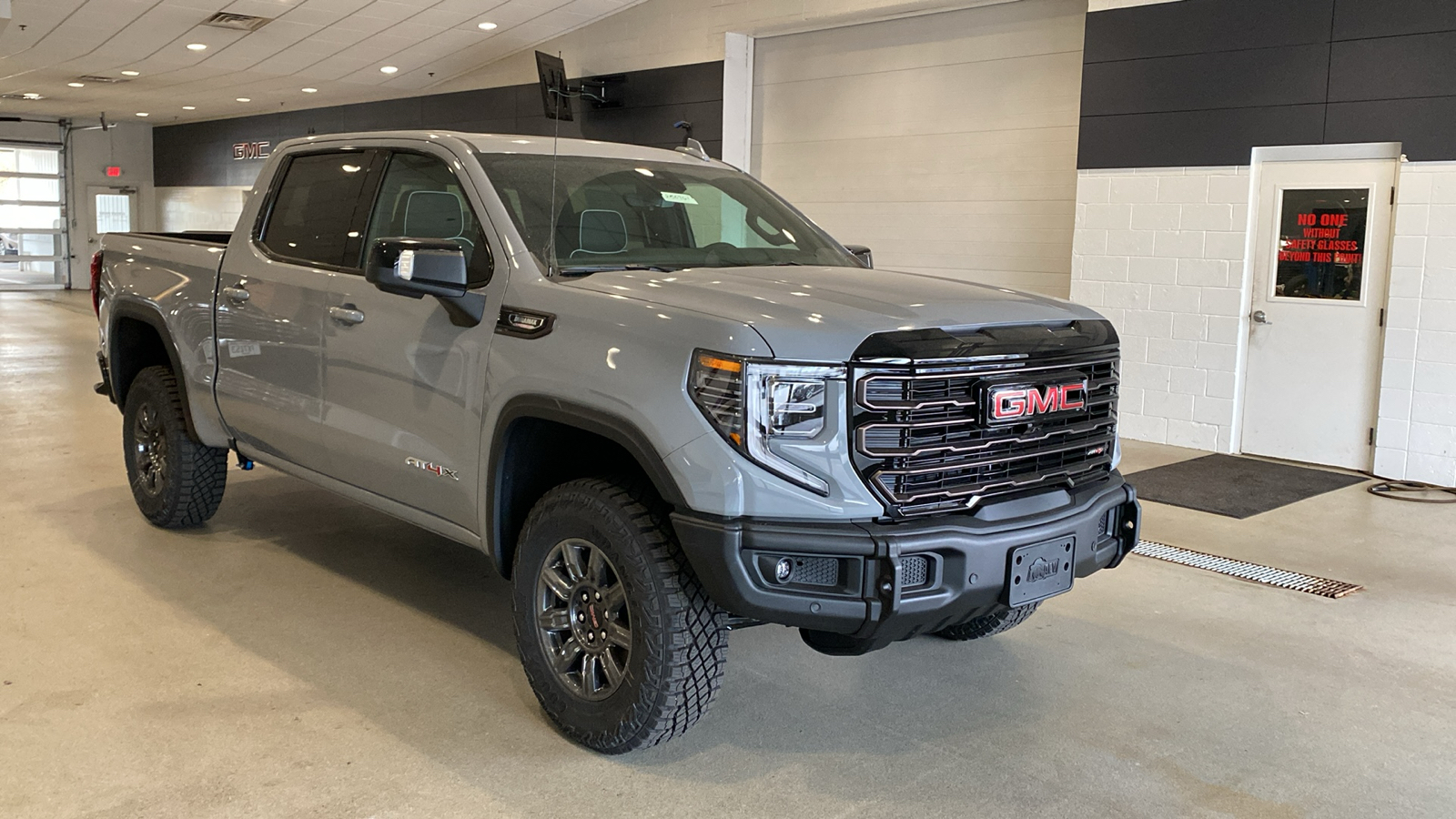 2025 GMC Sierra 1500 AT4X 4