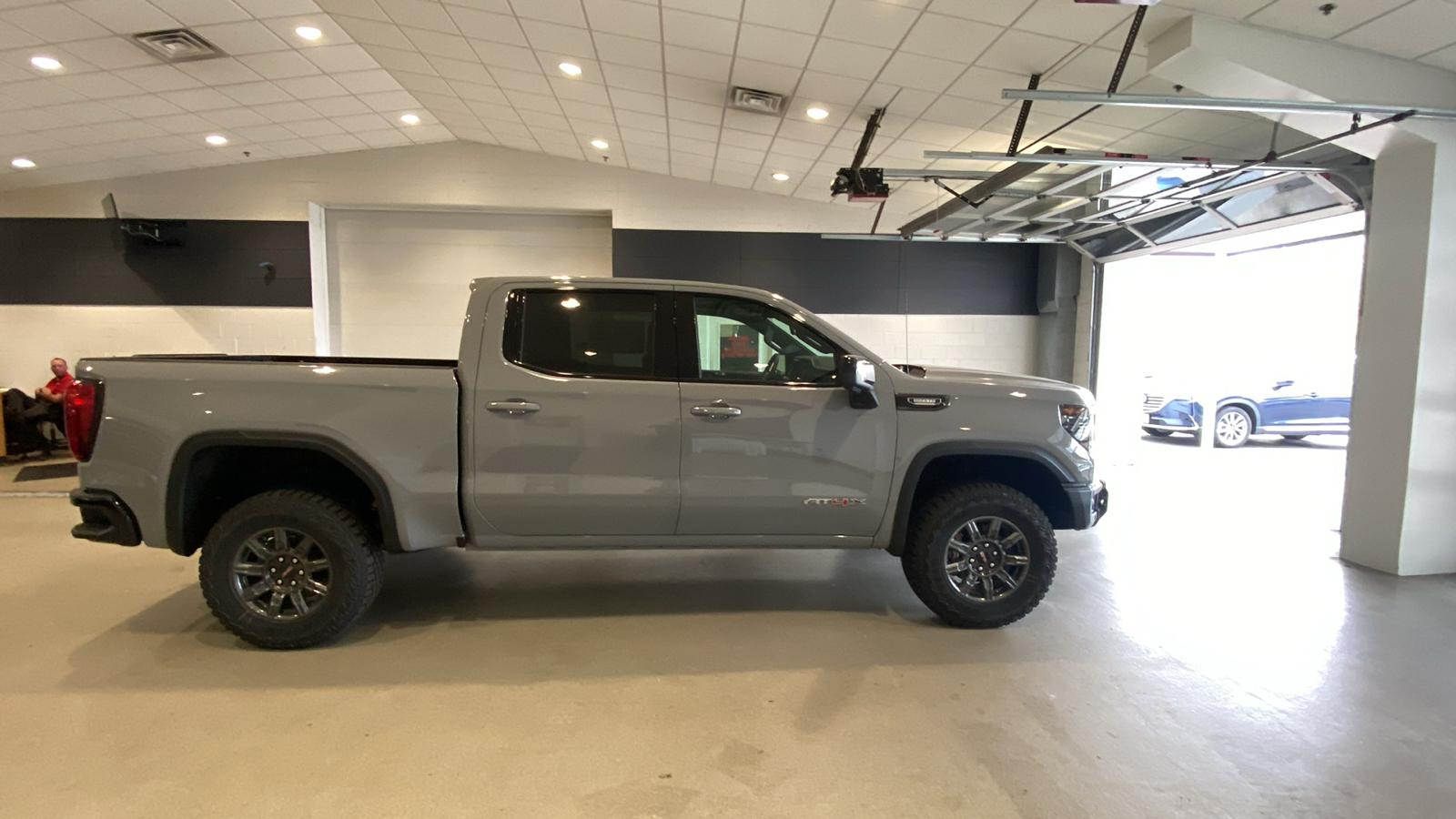 2025 GMC Sierra 1500 AT4X 5