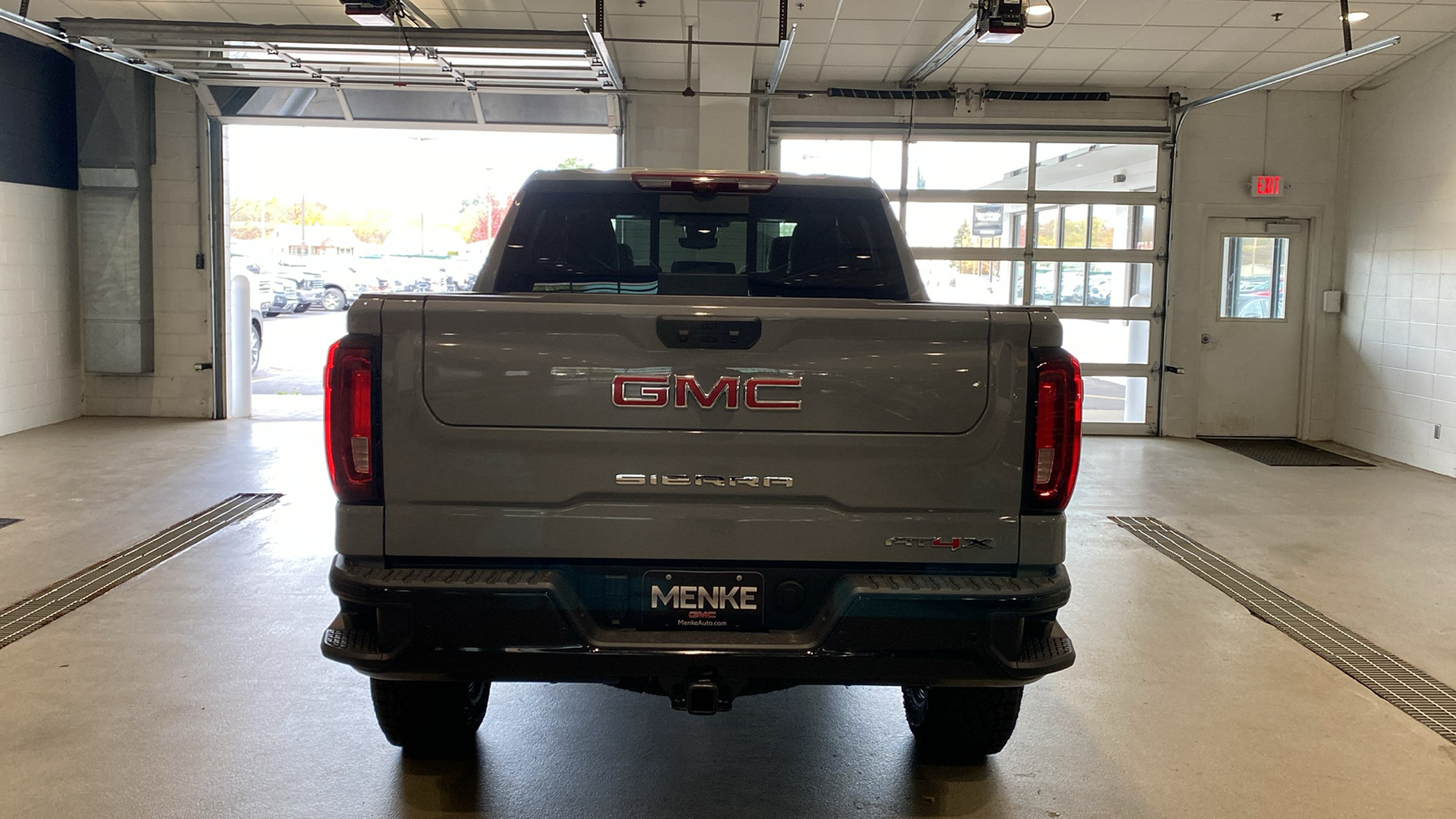 2025 GMC Sierra 1500 AT4X 7