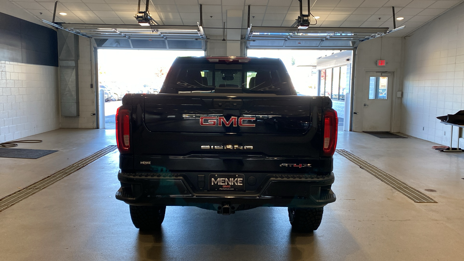 2025 GMC Sierra 1500 AT4X 7