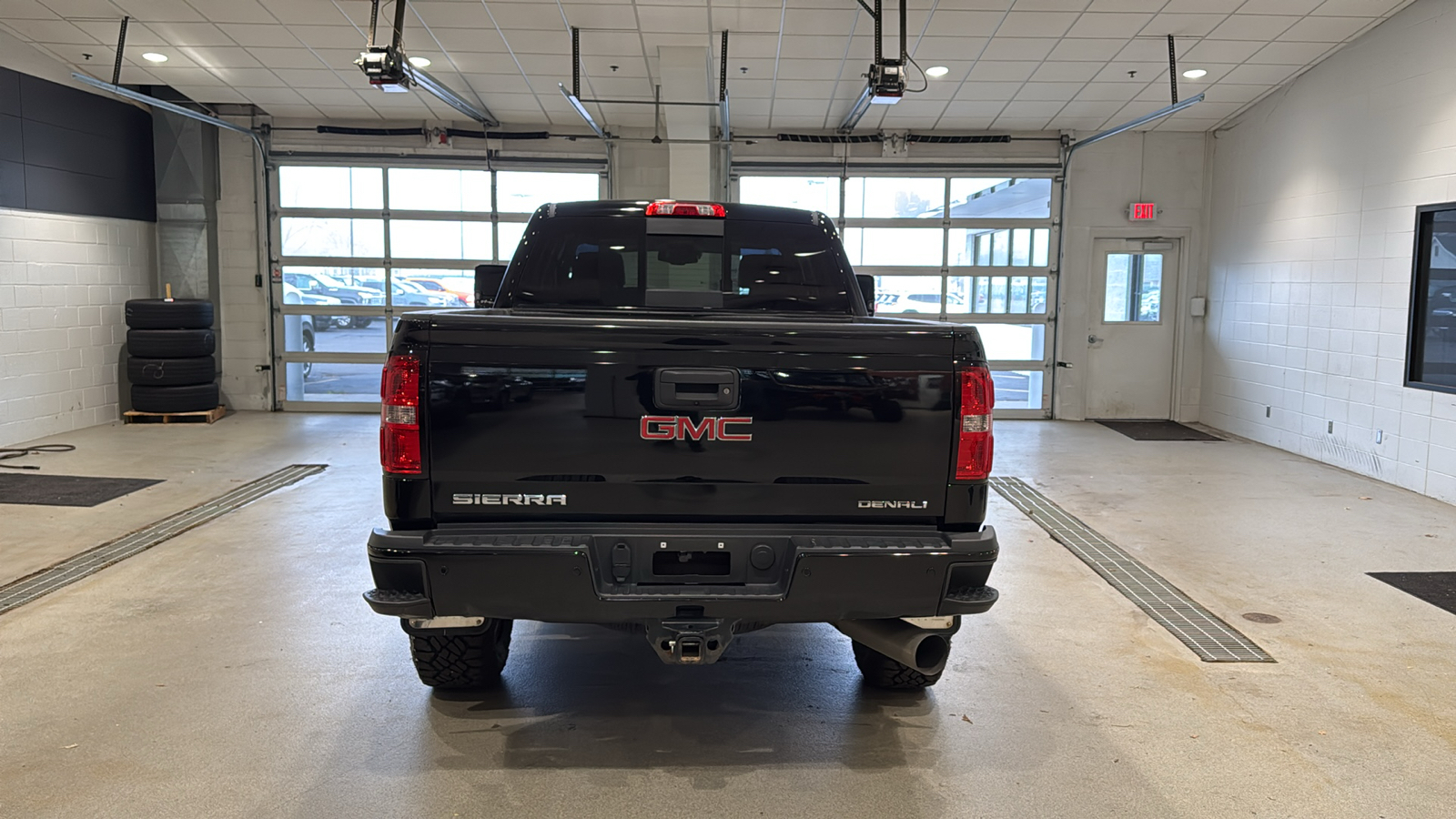 2017 GMC Sierra 3500HD Denali 7