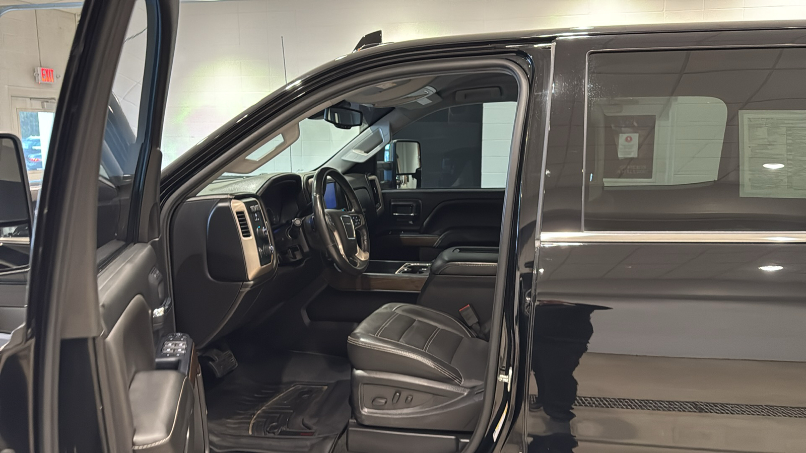 2017 GMC Sierra 3500HD Denali 20