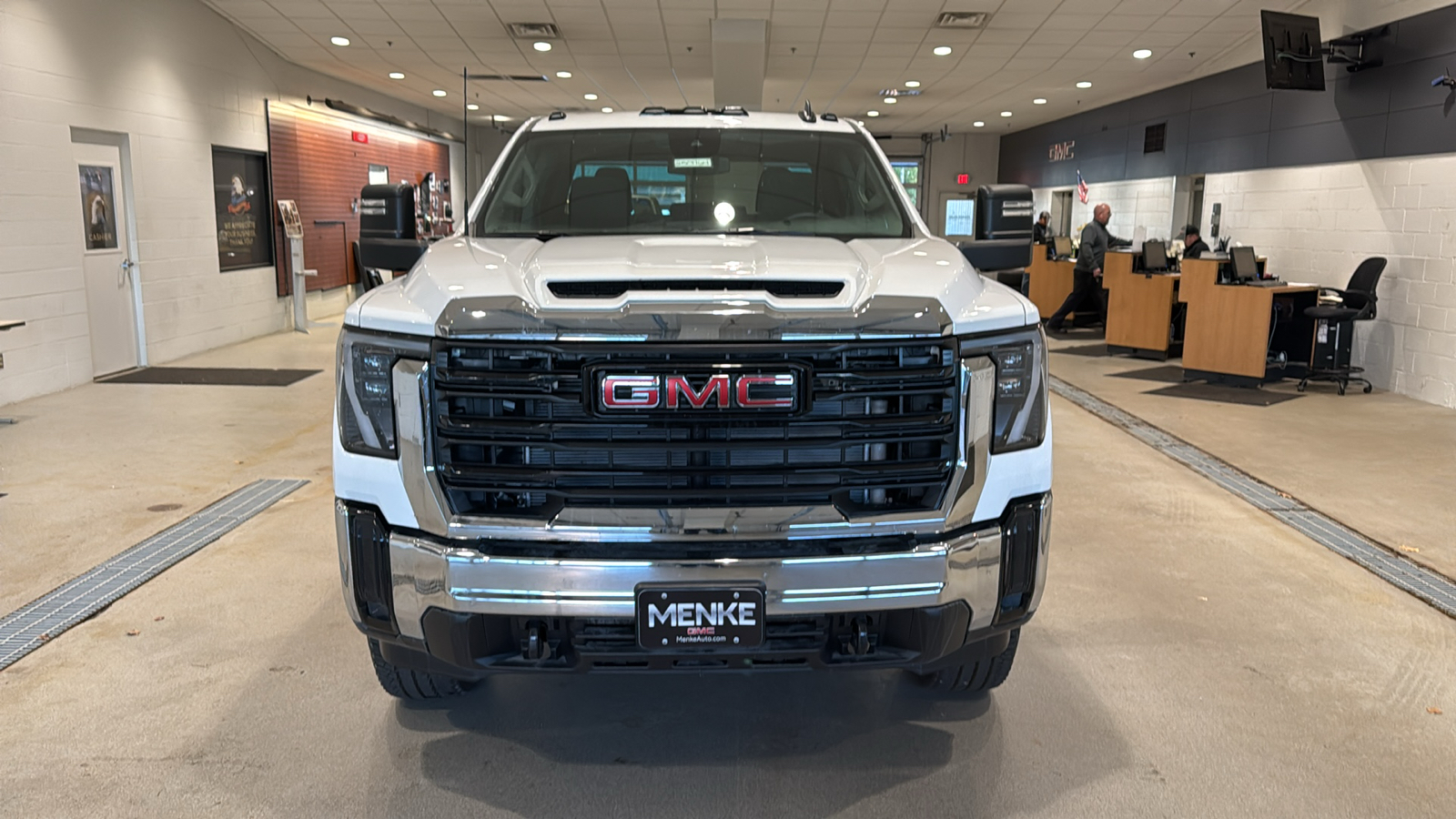 2025 GMC Sierra 3500HD Pro 3