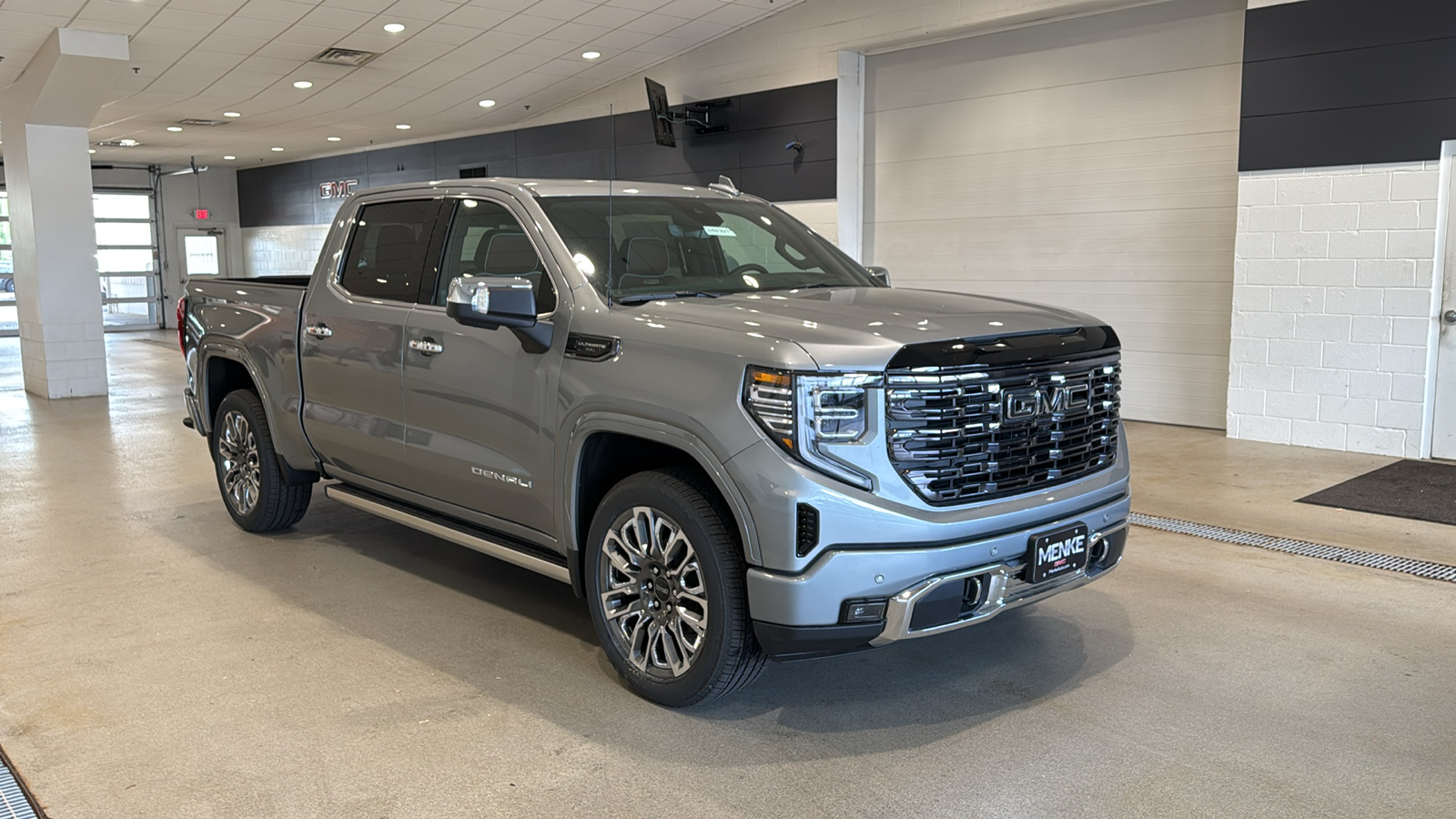 2025 GMC Sierra 1500 Denali Ultimate 4