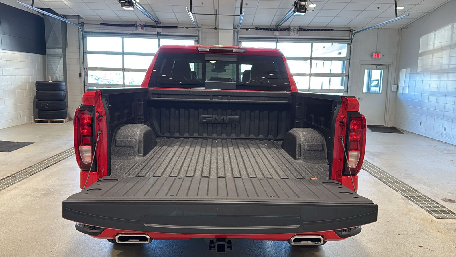 2025 GMC Sierra 1500 Elevation 17