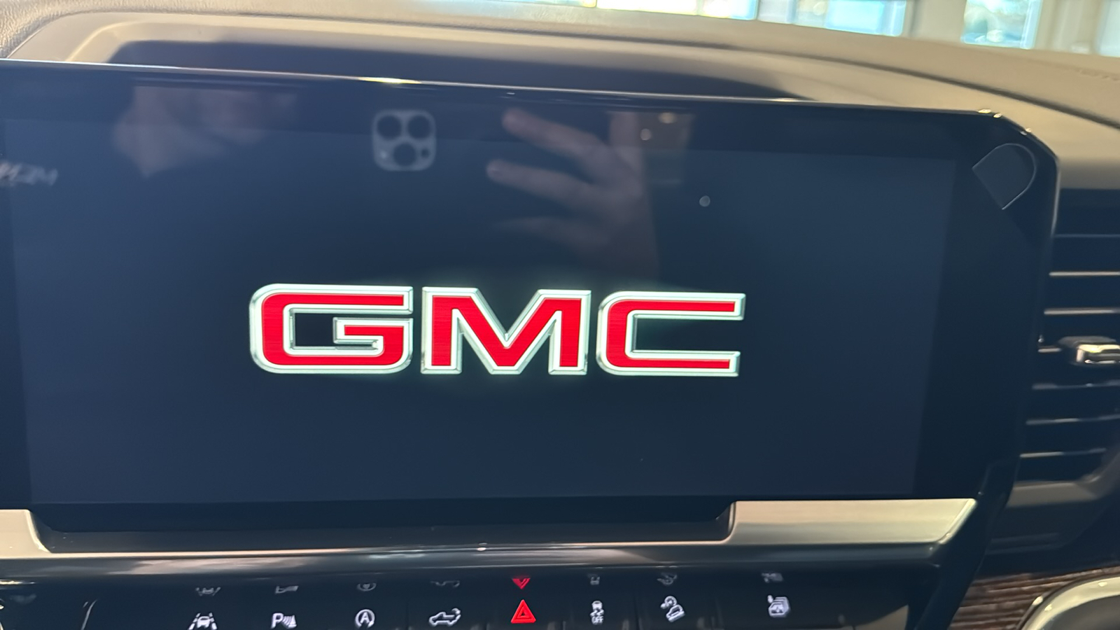 2025 GMC Sierra 1500 Elevation 26