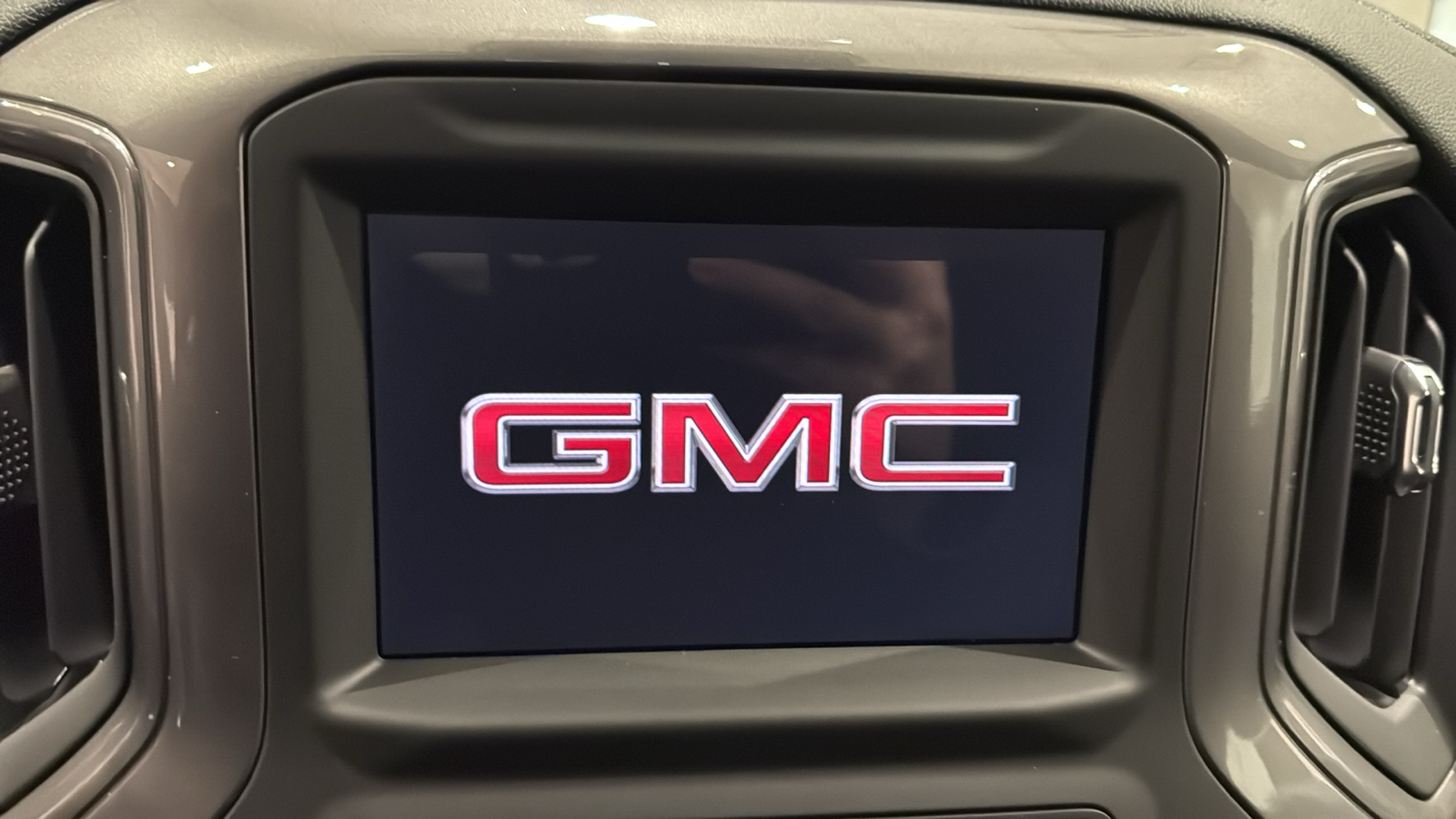 2025 GMC Sierra 1500 Pro 23