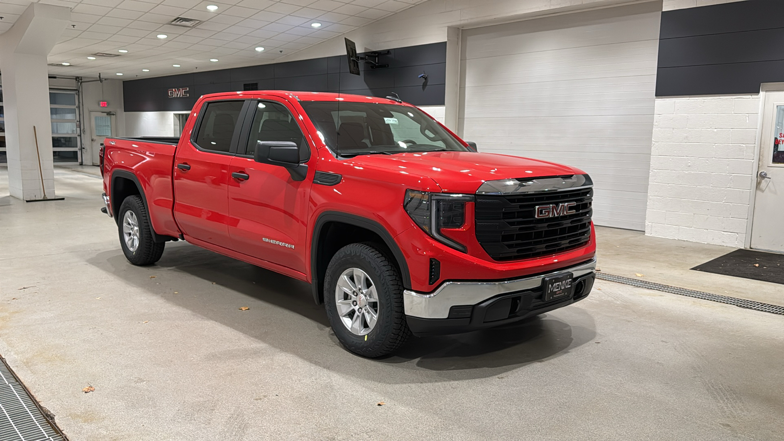 2025 GMC Sierra 1500 Pro 4