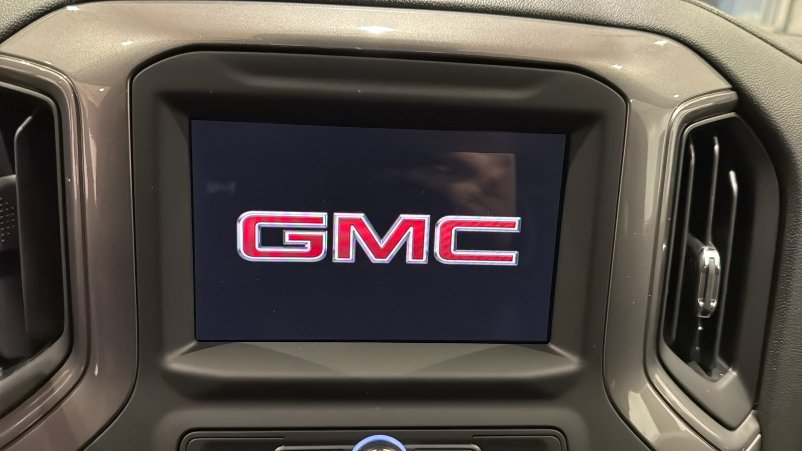 2025 GMC Sierra 1500 Pro 23