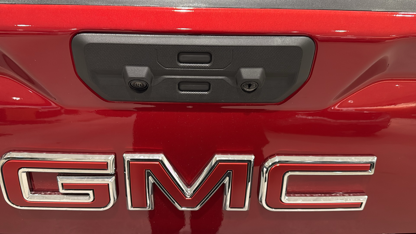 2025 GMC Sierra 1500 SLT 9