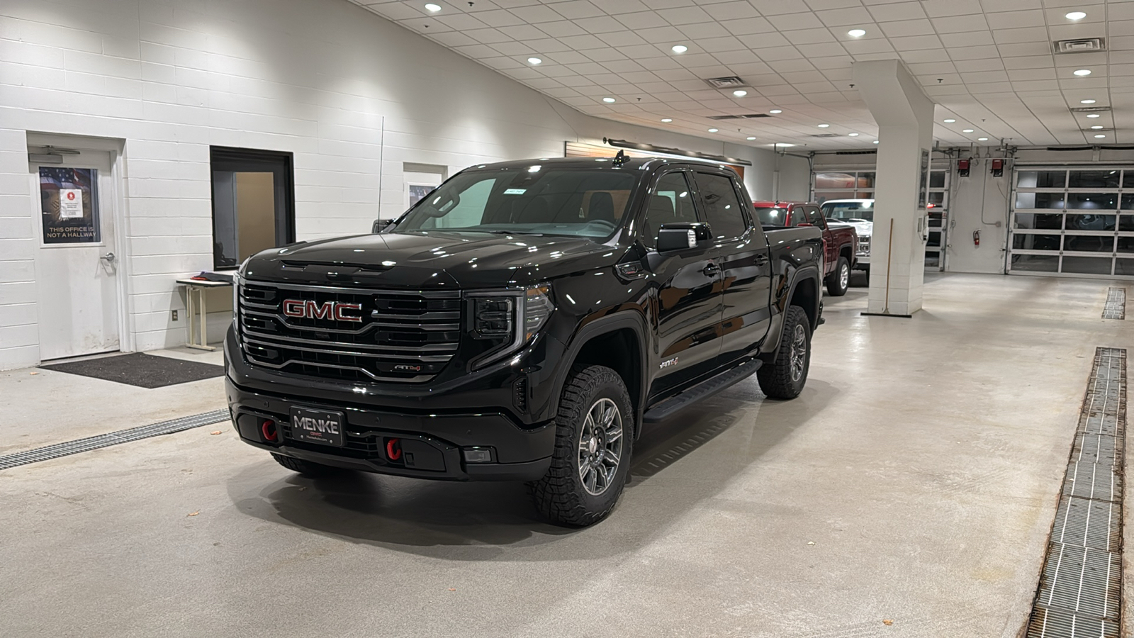 2025 GMC Sierra 1500 AT4 2