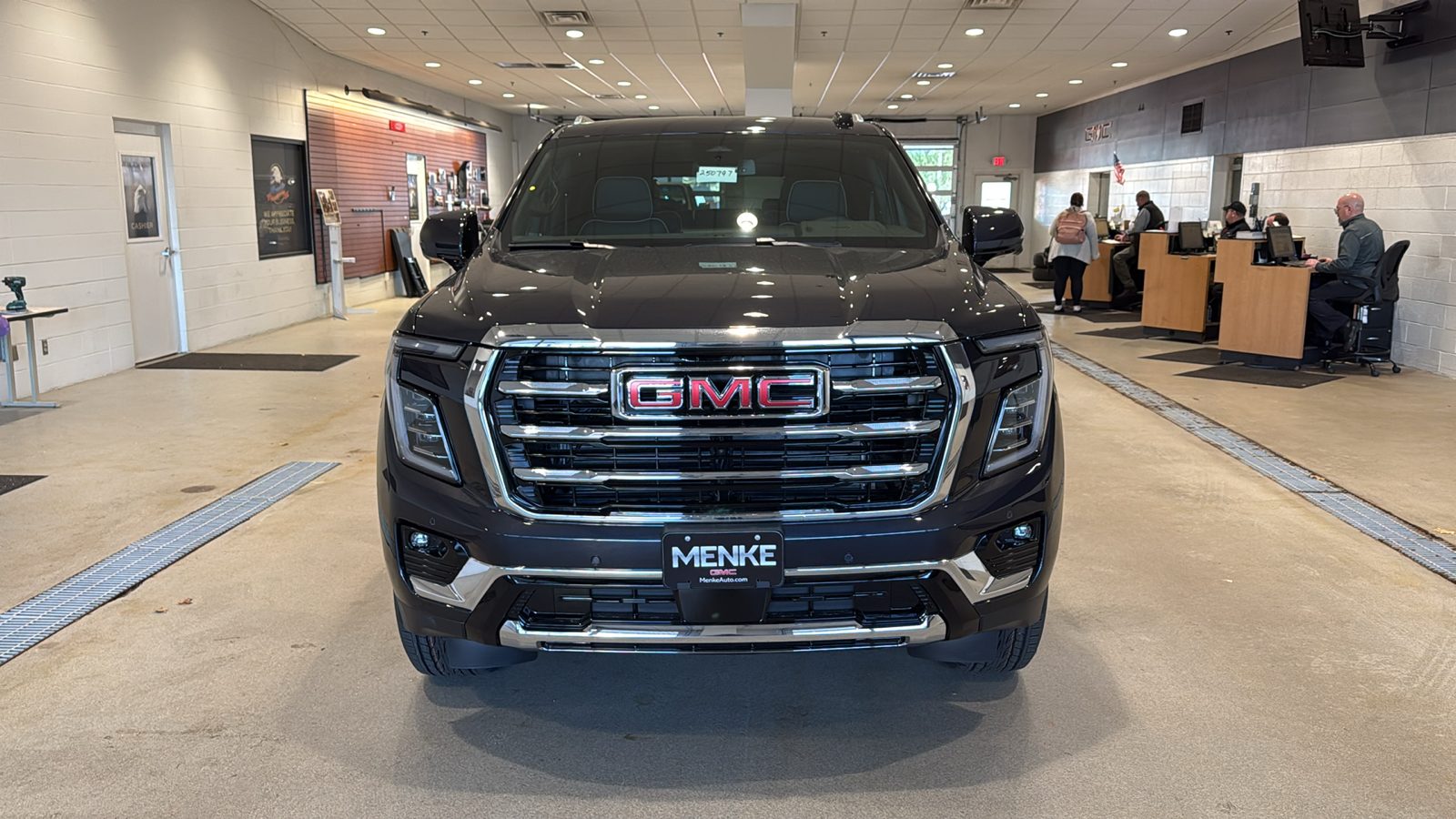 2025 GMC Yukon XL  3