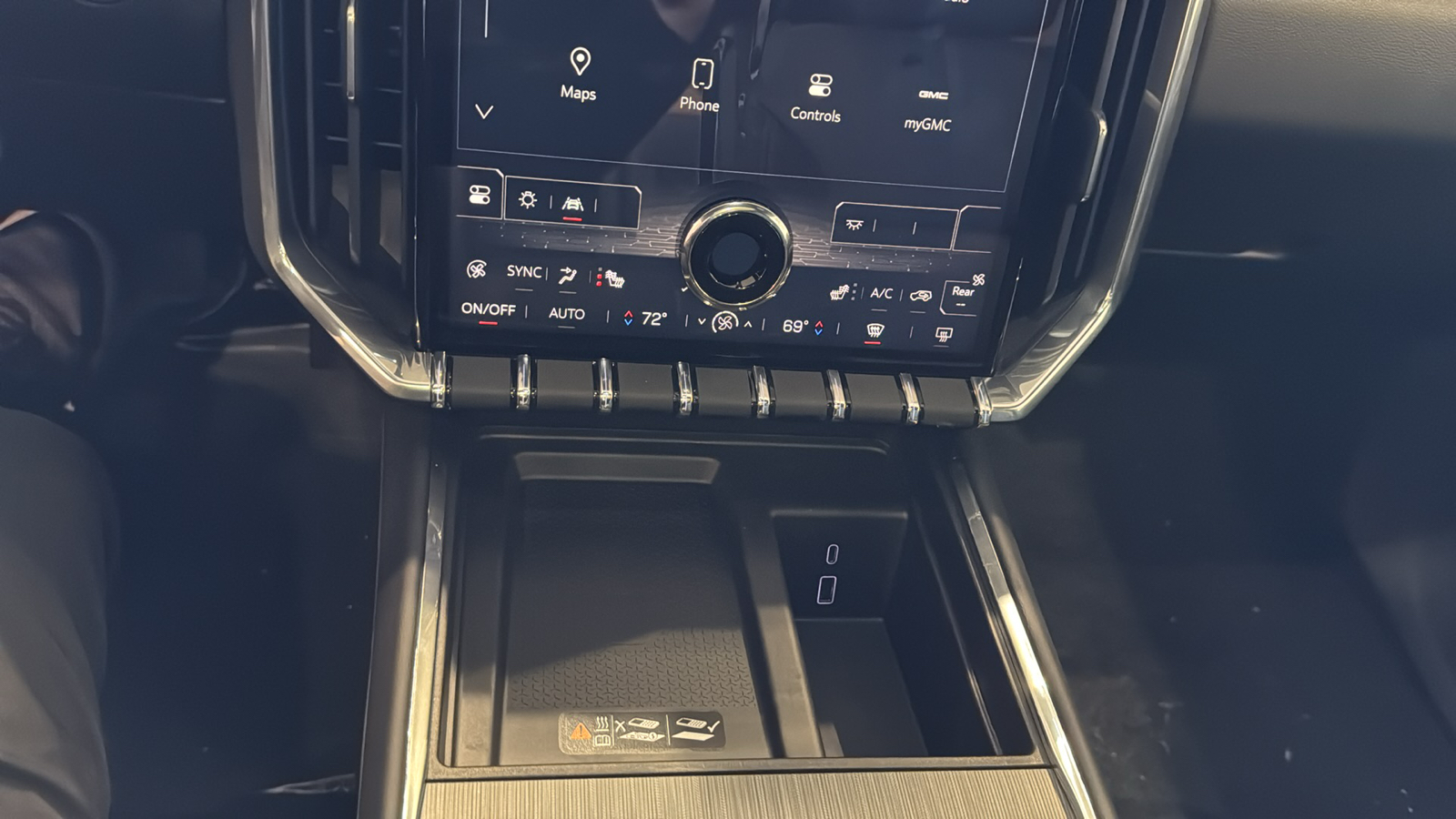 2025 GMC Acadia Elevation 27