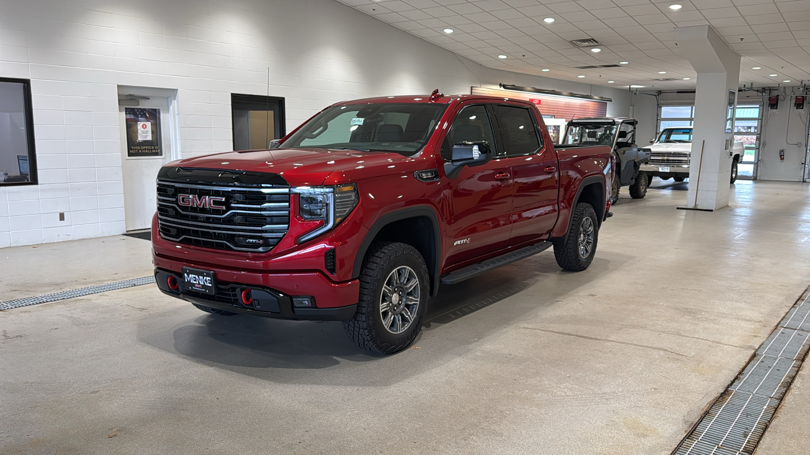 2025 GMC Sierra 1500 AT4 2