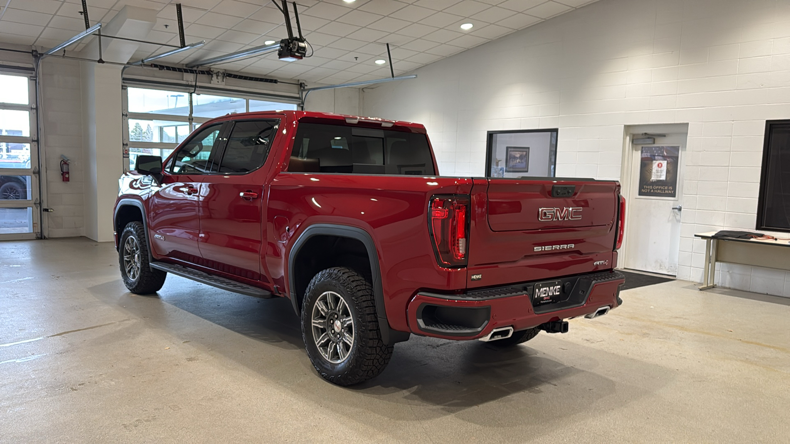 2025 GMC Sierra 1500 AT4 8