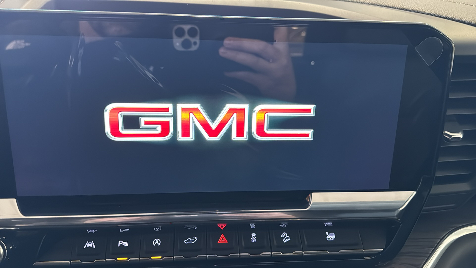 2025 GMC Sierra 1500 SLT 26