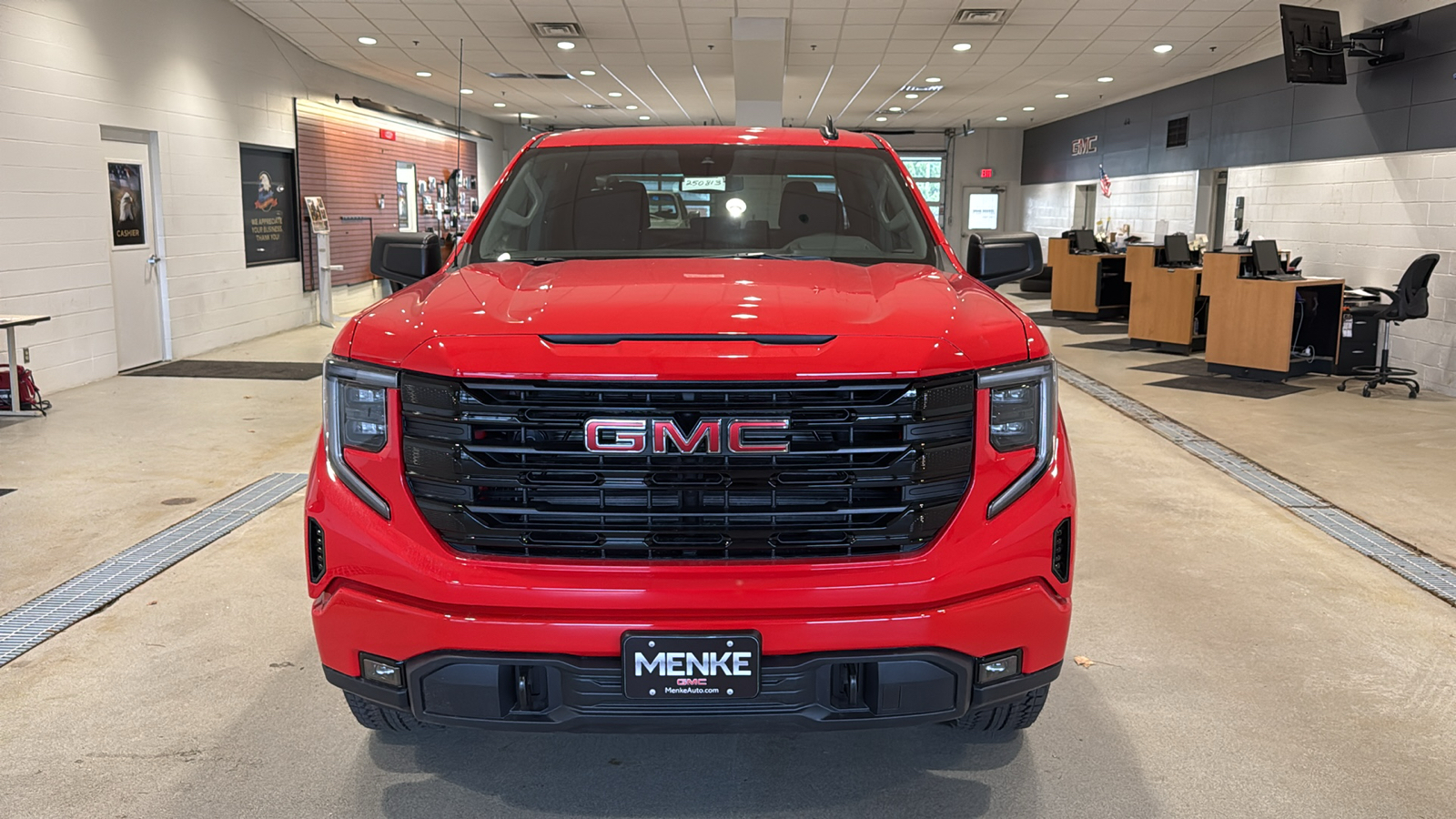 2025 GMC Sierra 1500 Elevation 3