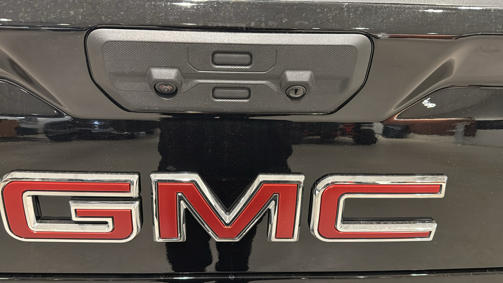 2025 GMC Sierra 1500 Elevation 9