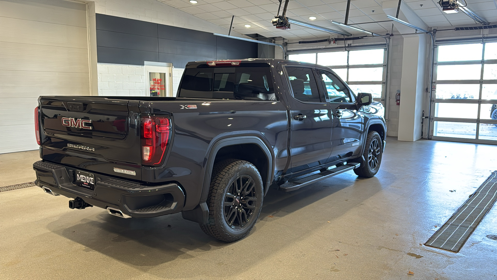 2025 GMC Sierra 1500 Elevation 6