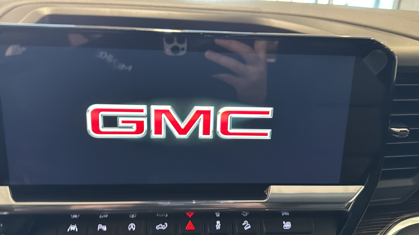 2025 GMC Sierra 1500 Elevation 26