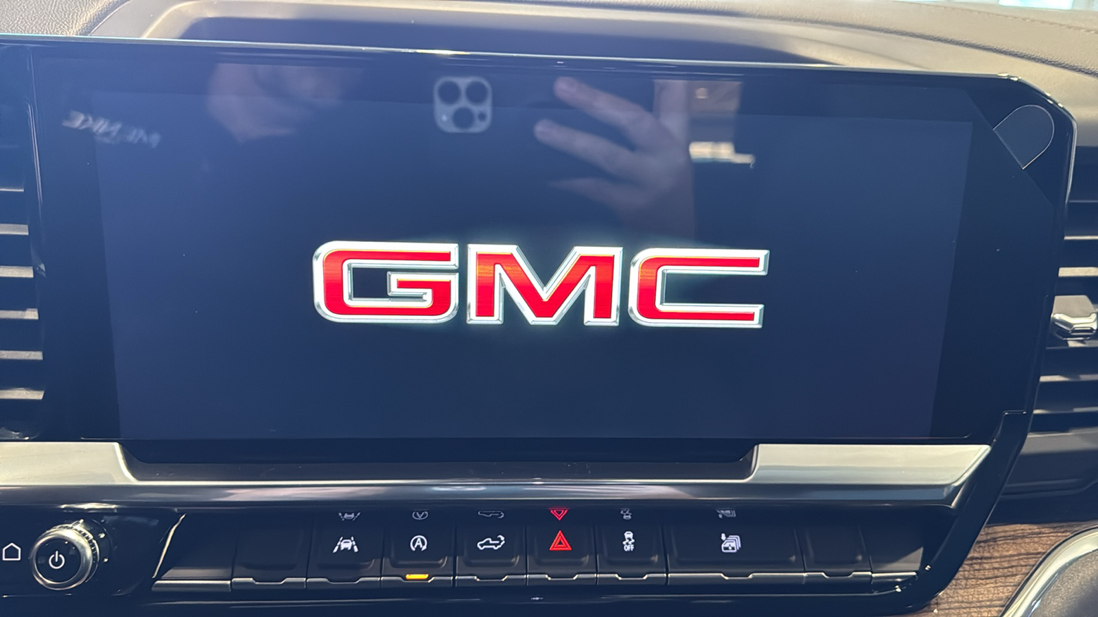 2025 GMC Sierra 1500 Elevation 25