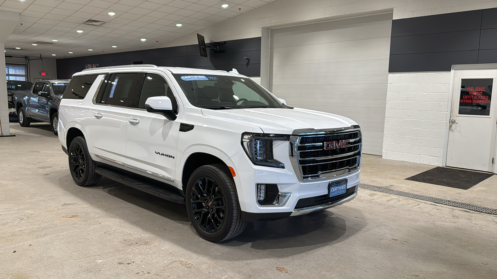 2024 GMC Yukon XL SLT 4