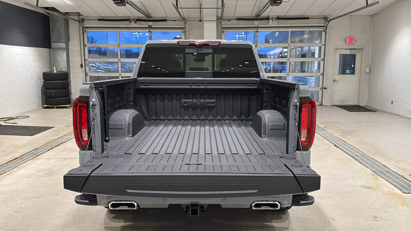 2025 GMC Sierra 1500 Denali Ultimate 17