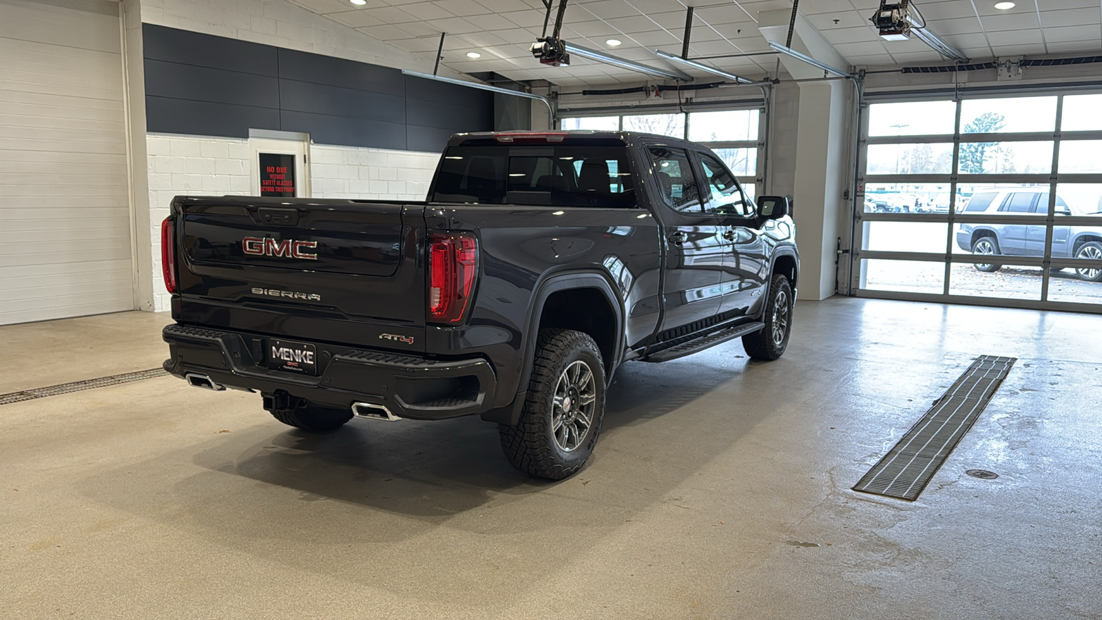 2025 GMC Sierra 1500 AT4 6