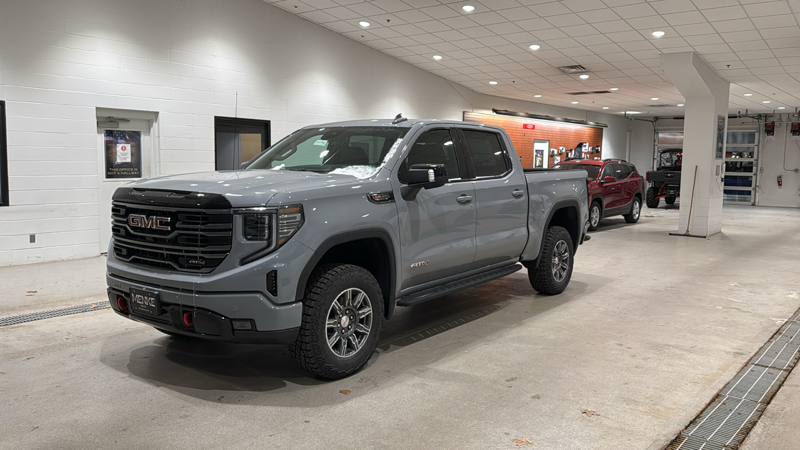 2025 GMC Sierra 1500 AT4 2