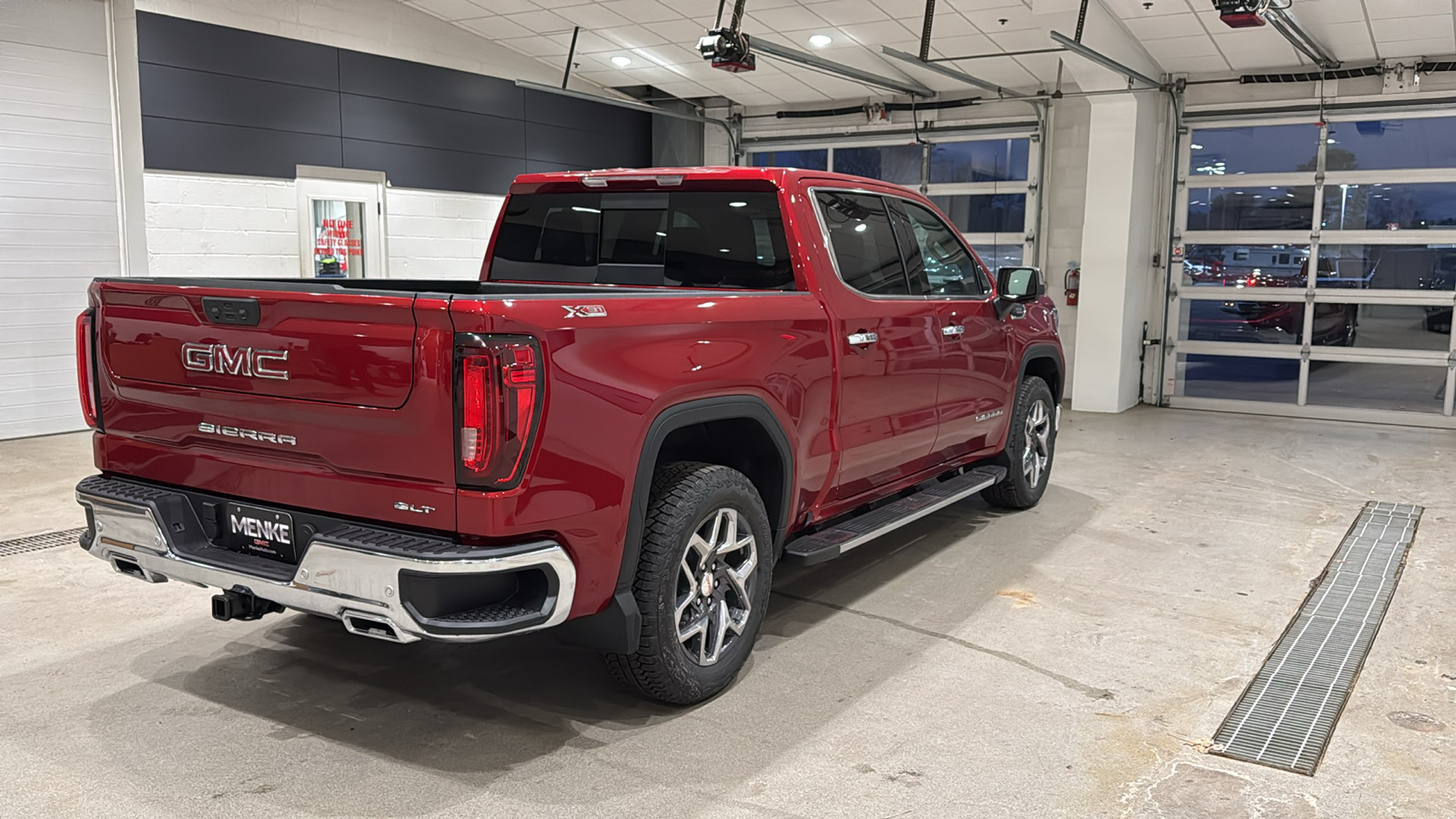 2025 GMC Sierra 1500 SLT 6