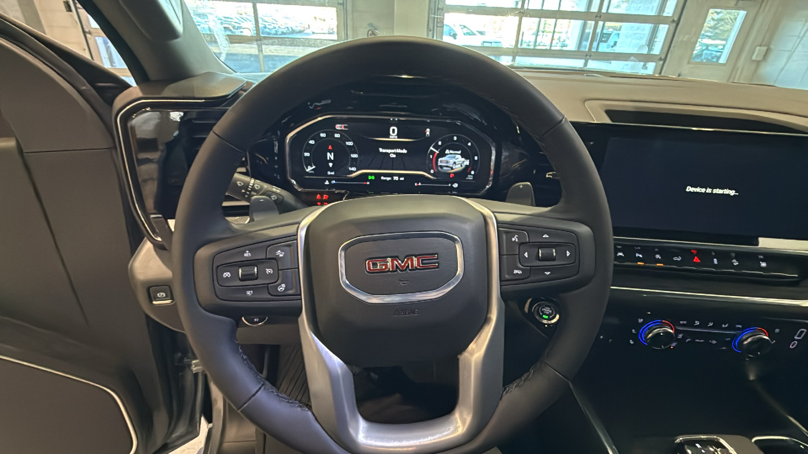 2025 GMC Sierra 1500 SLT 30