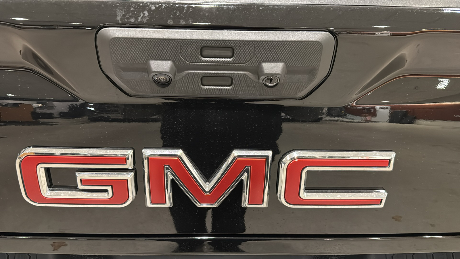 2025 GMC Sierra 1500 SLT 9