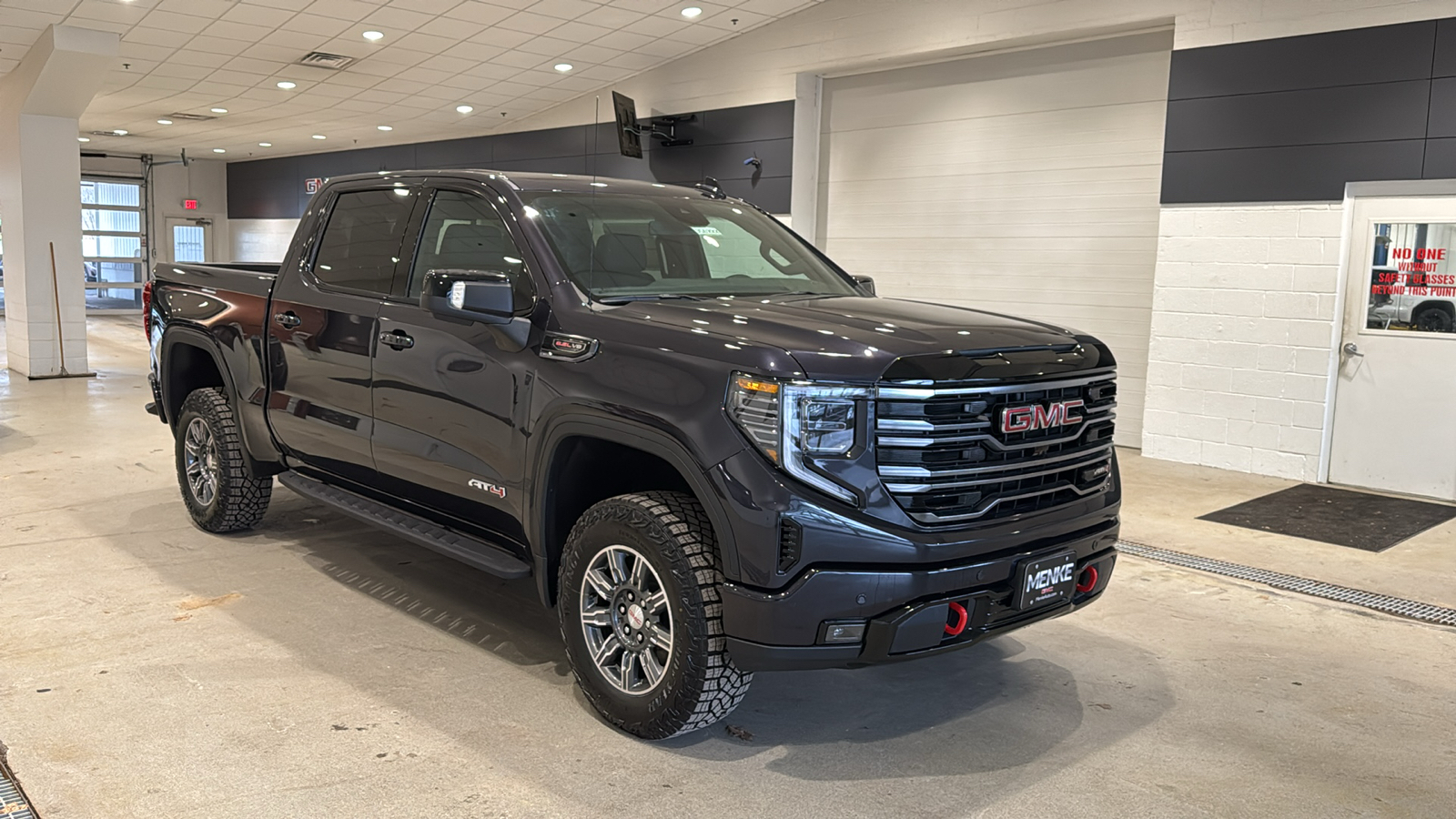 2025 GMC Sierra 1500 AT4 4