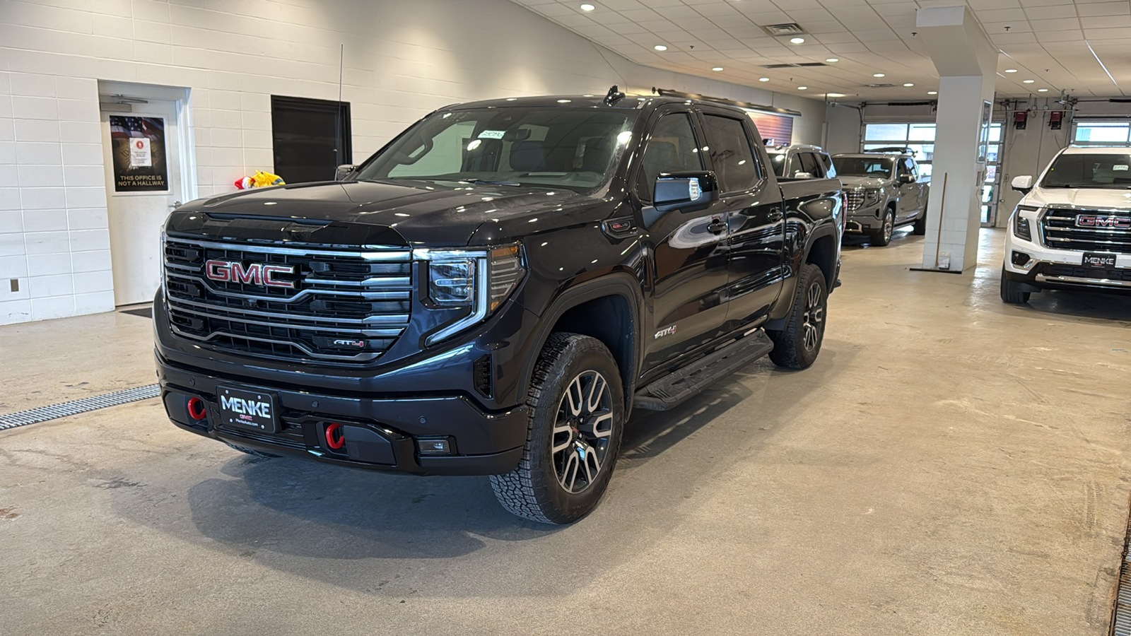 2025 GMC Sierra 1500 AT4 2