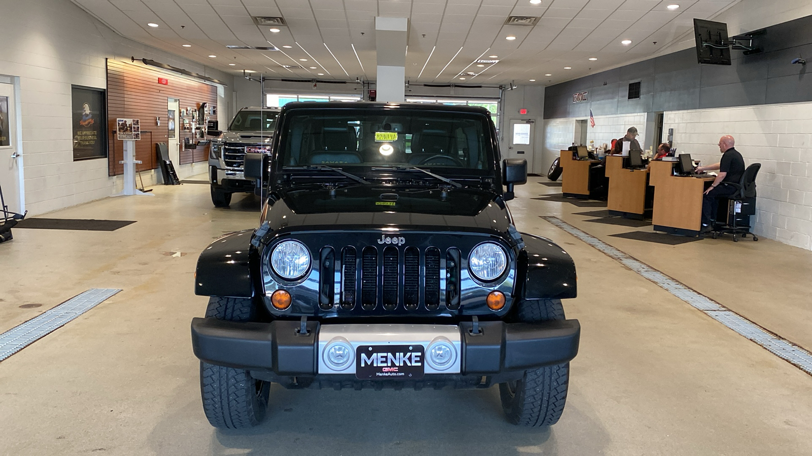 2013 Jeep Wrangler Unlimited Sahara 3